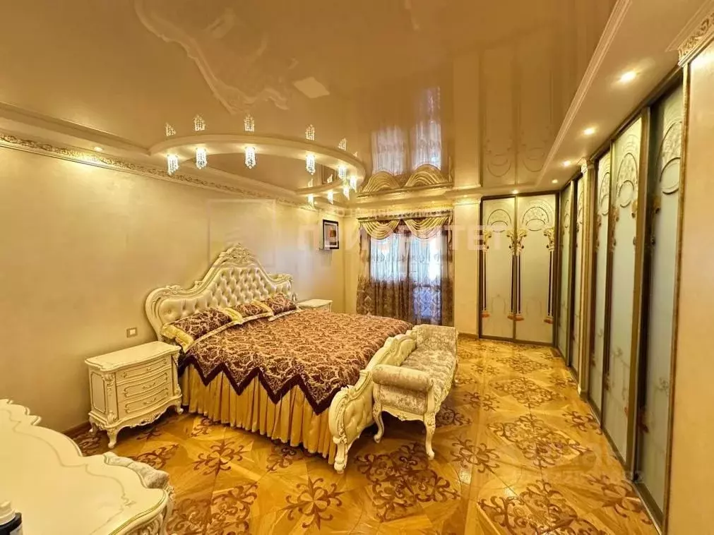 4-к кв. Саха (Якутия), Якутск ул. Кирова, 31 (193.0 м) - Фото 1