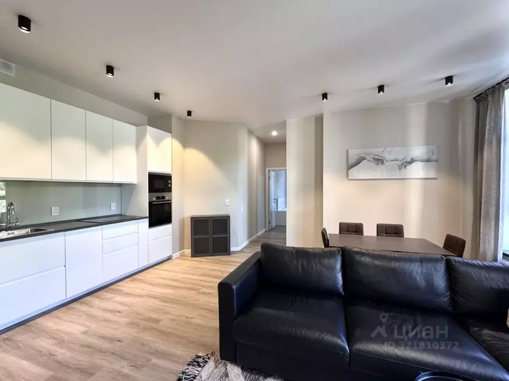 2-к кв. Воронежская область, Воронеж ул. Чернышевского, 41 (59.9 м) - Фото 1