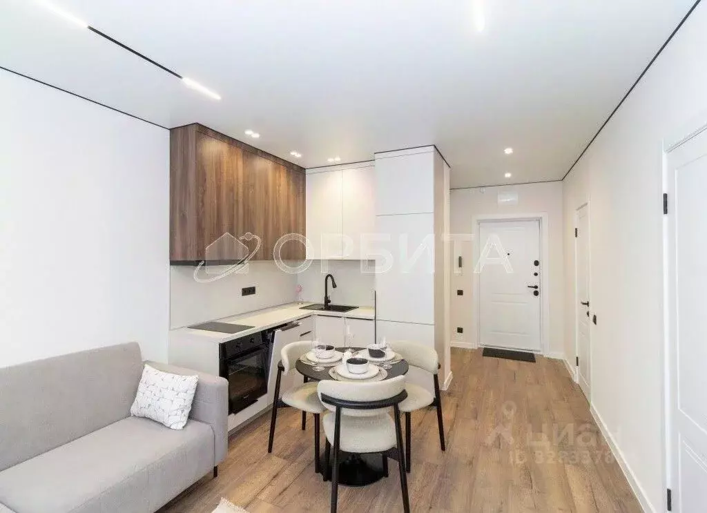 1-к кв. Тюменская область, Тюмень ул. Василия Малкова, 10 (36.5 м) - Фото 2