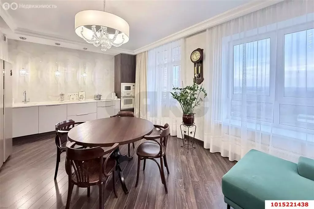 2-комнатная квартира: Краснодар, улица им. Мурата Ахеджака, 10А (75 м) - Фото 2