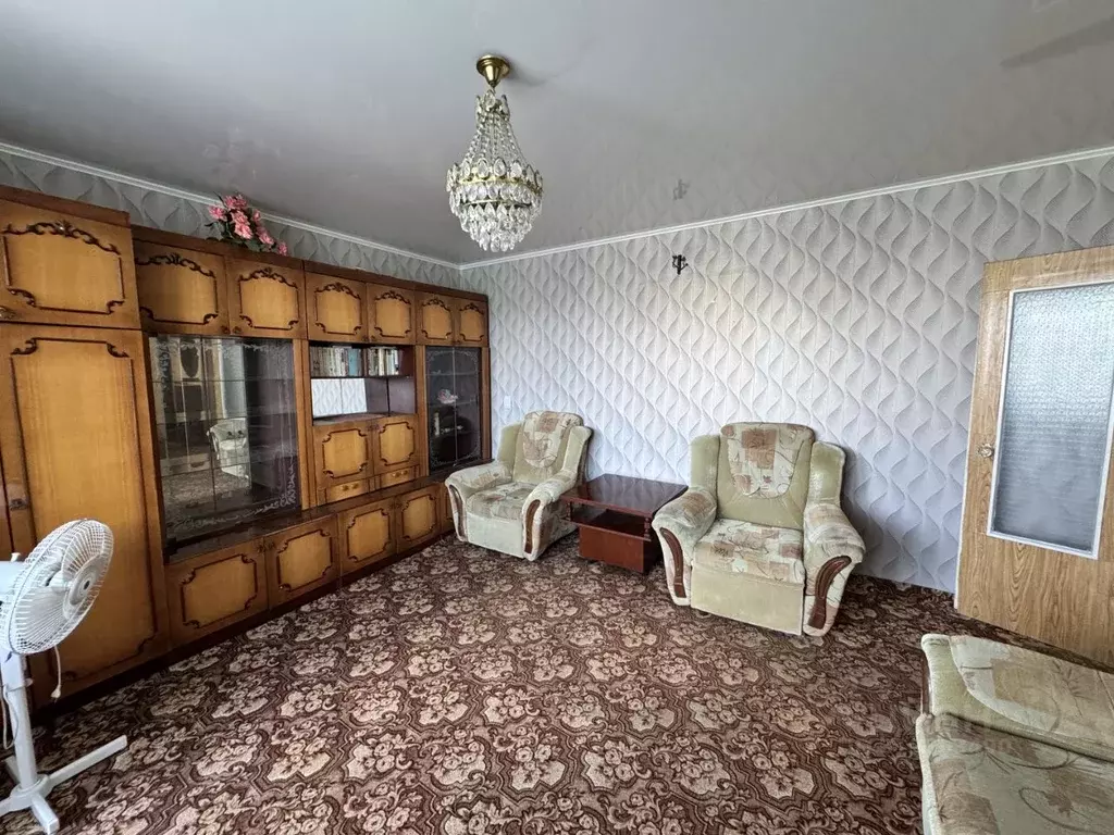 3-к кв. Ростовская область, Зверево Рижская ул., 1 (60.8 м) - Фото 0