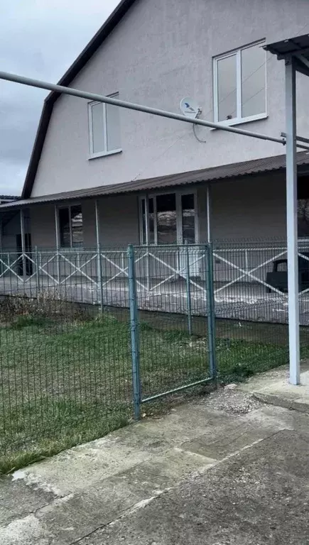 Дом в Саратовская область, Красноармейск Восточная ул., 22 (144 м) - Фото 1