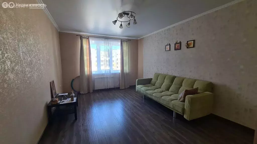 2-комнатная квартира: Омск, Пригородная улица, 5 (64.4 м) - Фото 1