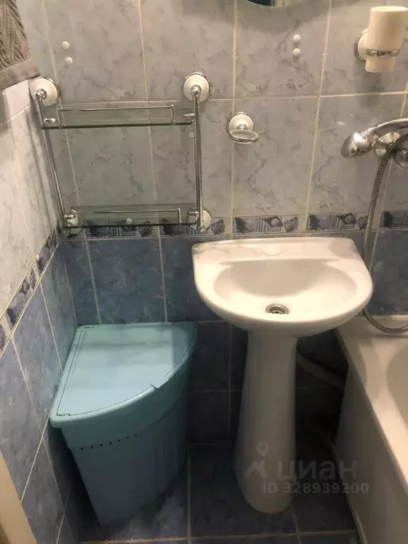 3-к кв. Воронежская область, Воронеж ул. Хользунова, 60 (62.6 м) - Фото 2