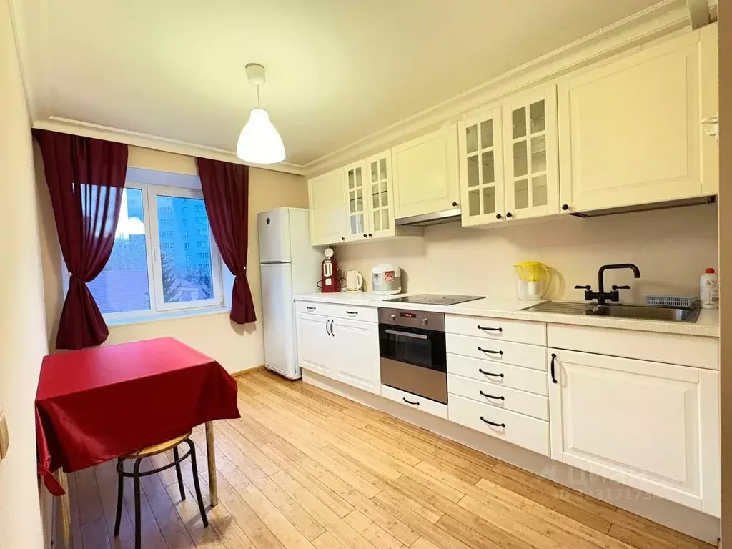 1-к кв. Свердловская область, Екатеринбург ул. Ясная, 22Б (35.4 м) - Фото 1