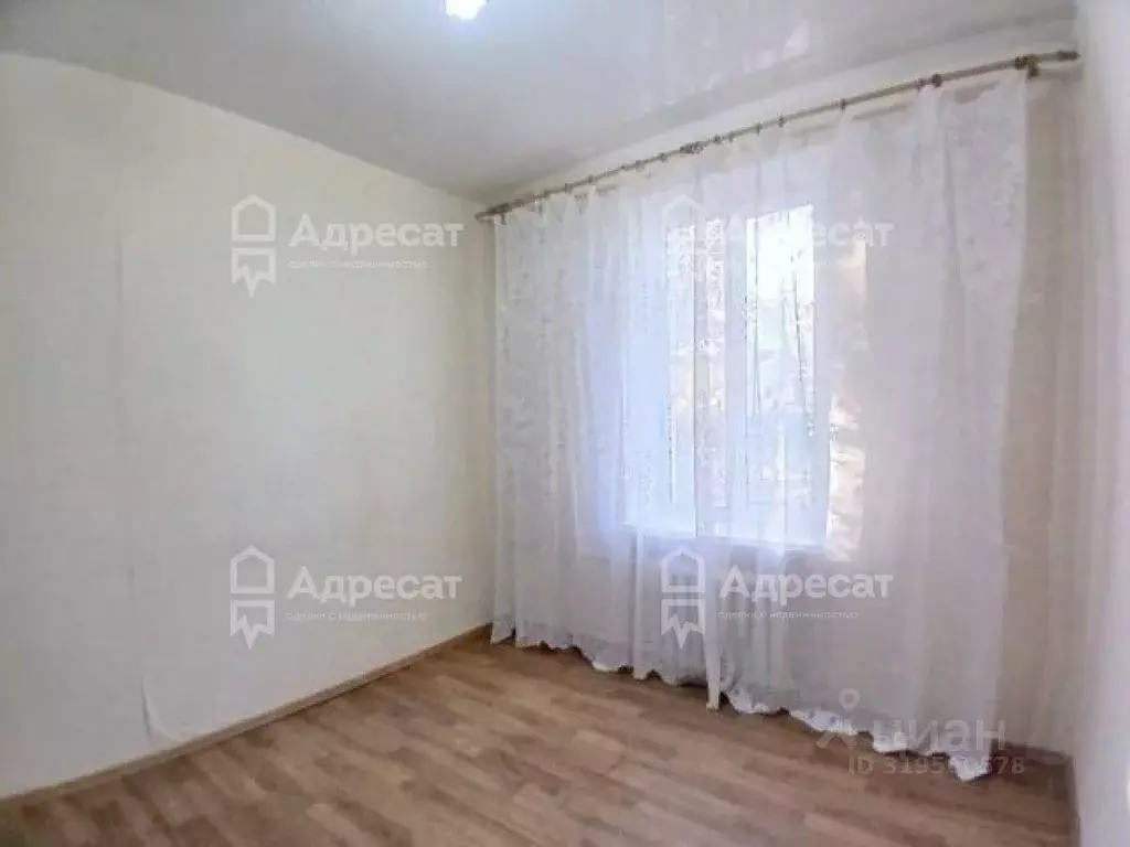 Комната Волгоградская область, Волгоград ул. Возрождения, 14 (10.4 м) - Фото 2