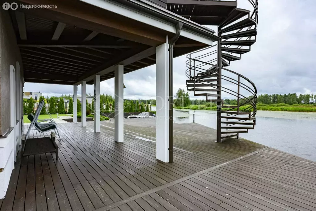 Дом в Конаково, улица Крутые Берега, 43 (465.7 м) - Фото 1