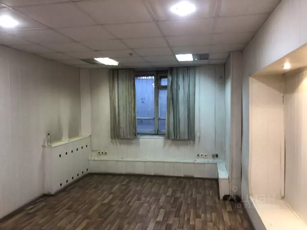 Помещение свободного назначения в Свердловская область, Екатеринбург ... - Фото 1