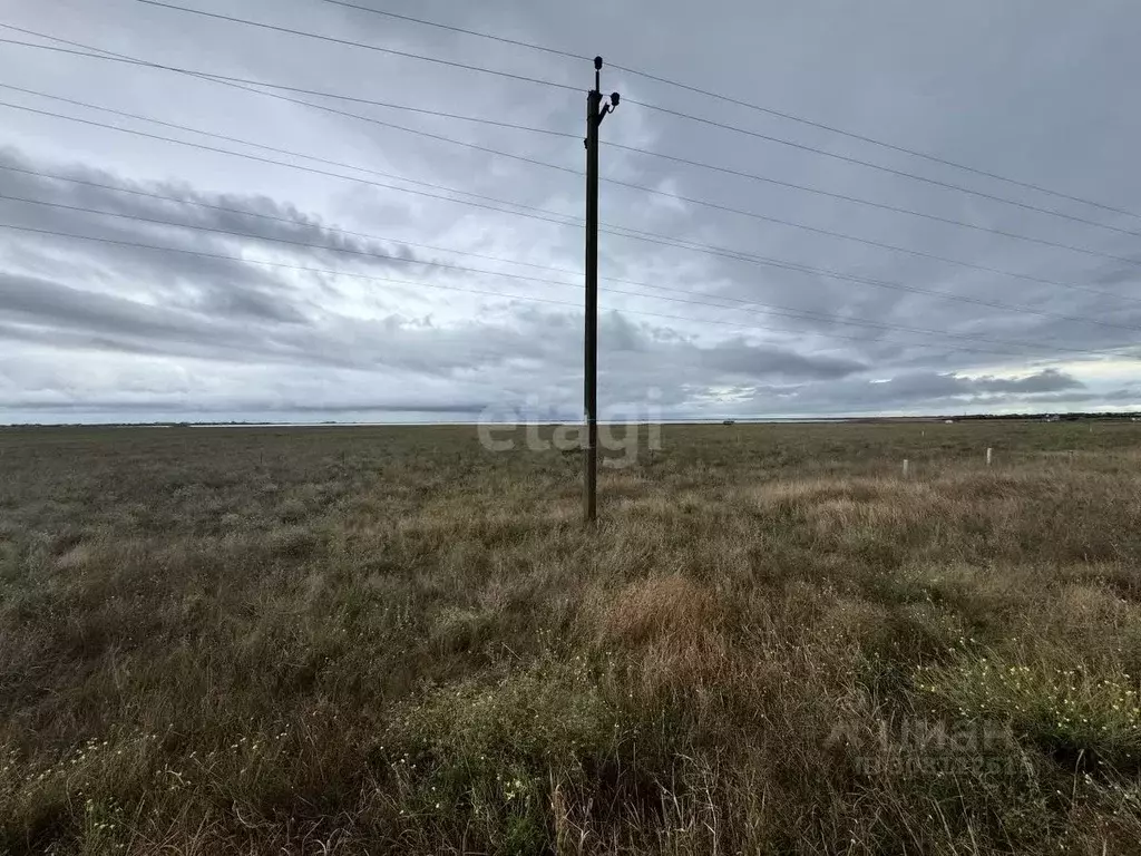 Участок в Крым, Сакский район, с. Штормовое ул. Ленина (6.0 сот.) - Фото 0