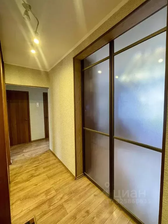 2-к кв. Красноярский край, Красноярск Ястынская ул., 4 (56.0 м) - Фото 1