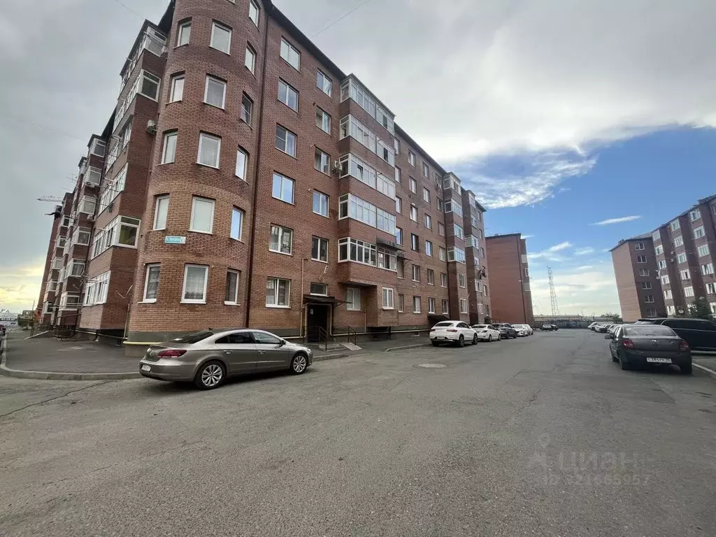 2-к кв. Северная Осетия, Владикавказ ул. Зураба Магкаева, 83к6 (55.0 ... - Фото 1