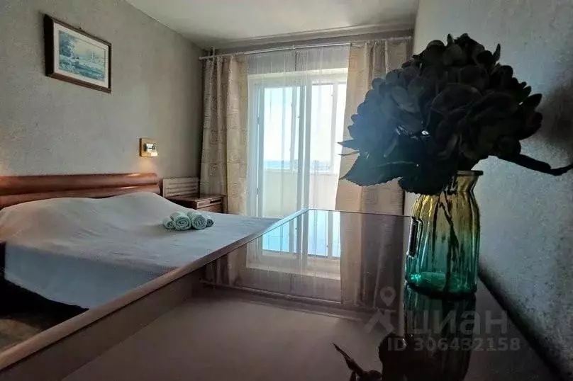 2-к кв. Приморский край, Владивосток ул. Черняховского, 13 (56.0 м) - Фото 1