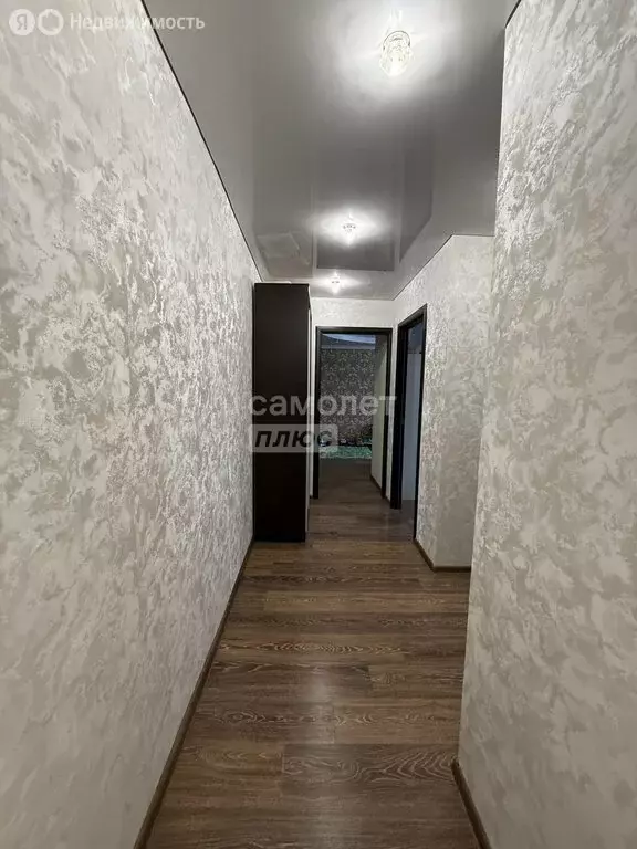 3-комнатная квартира: Октябрьский, улица Академика Королёва, 10А (56 ... - Фото 2