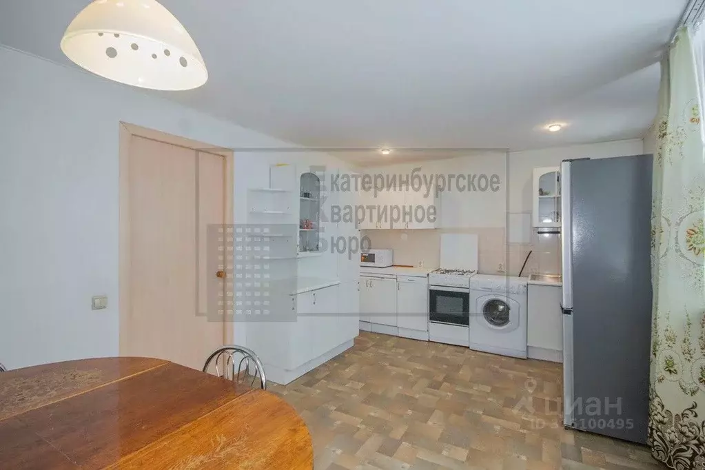 Дом в Свердловская область, Верхняя Пышма Фабричная ул., 59 (136 м) - Фото 1