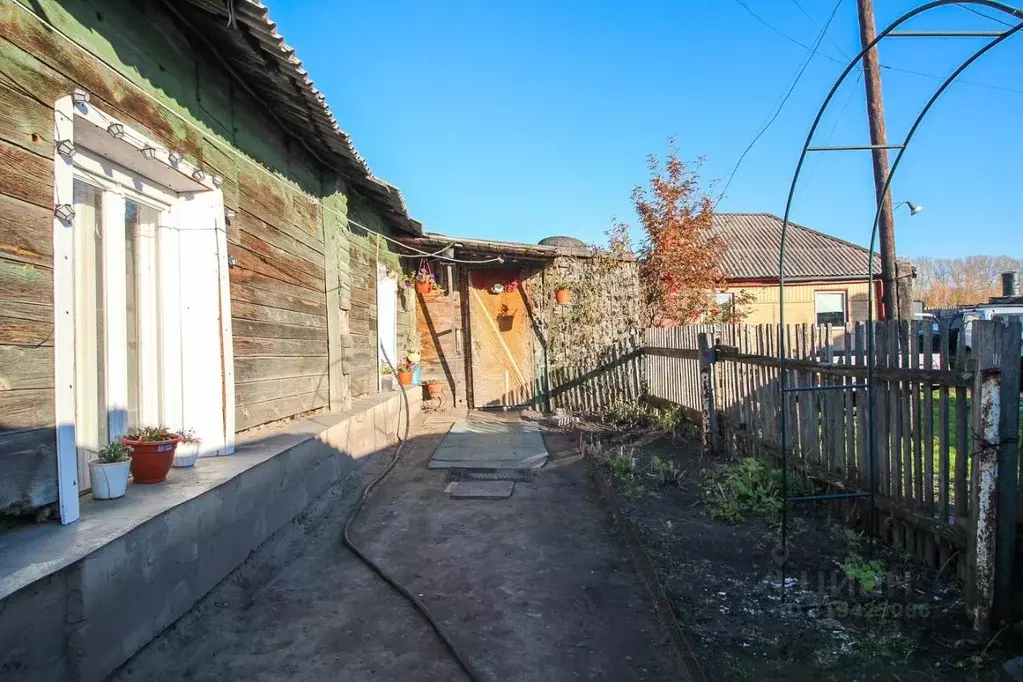 Дом в Алтайский край, Барнаул городской округ, с. Лебяжье ул. Садовая, ... - Фото 0