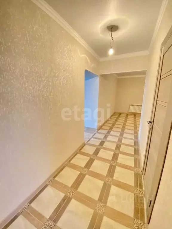 Дом в Ставропольский край, с. Кочубеевское ул. Кочубея, 133 (241 м) - Фото 1