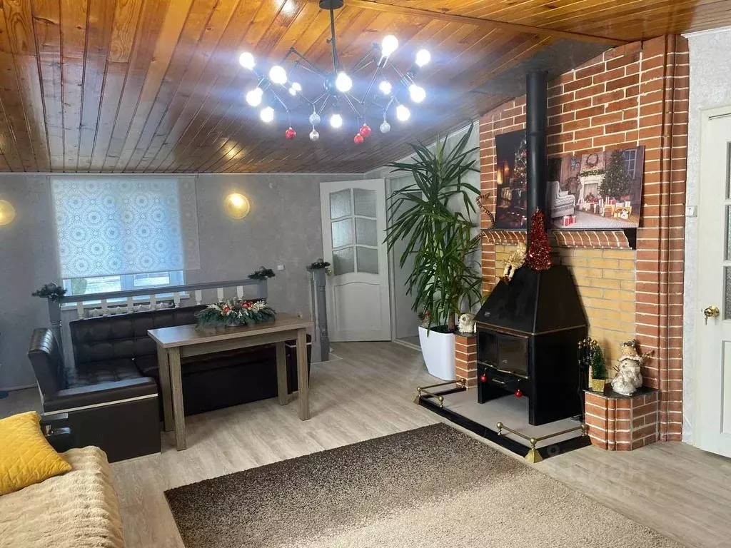 Дом в Приморский край, Владивосток Большекаменская ул., 35 (175 м) - Фото 1