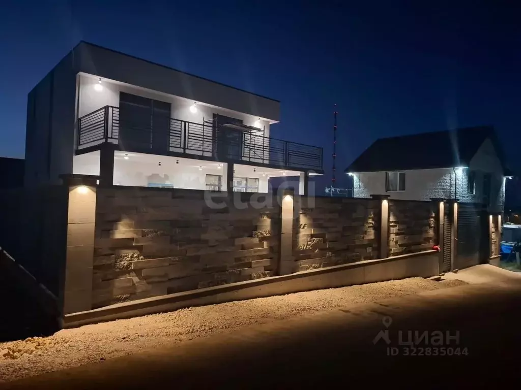 Дом в Севастополь ул. Генерала Провалова (242 м) - Фото 1