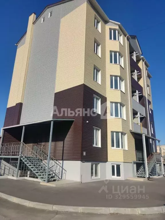 3-к кв. Ростовская область, Волгодонск ул. Гагарина, 17 (75.0 м) - Фото 2