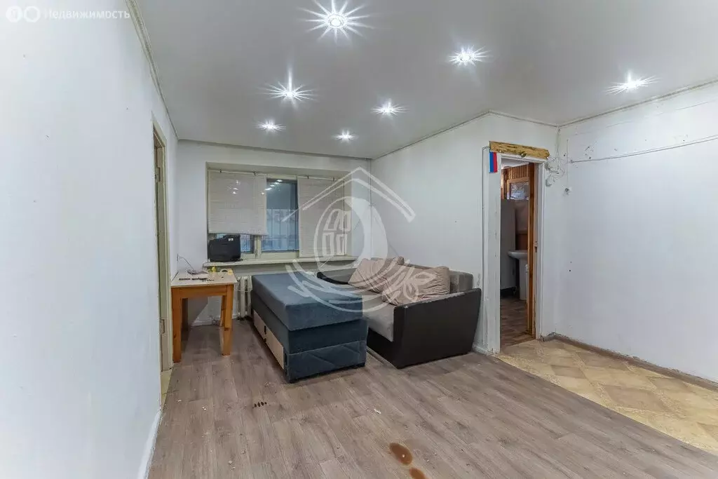 3-комнатная квартира: Барнаул, улица Димитрова, 79 (57 м) - Фото 1