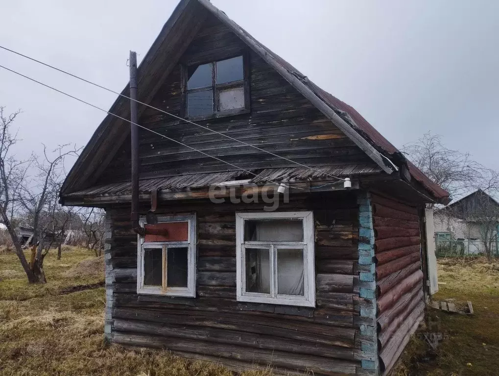 Дом в Ленинградская область, Киришский район, Кусинское с/пос, Чайка ... - Фото 0