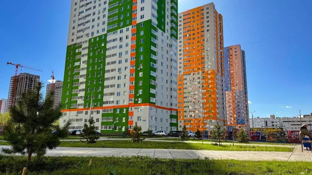 2-к кв. Башкортостан, Уфа ул. Валерия Лесунова, 18 (67.0 м) - Фото 1