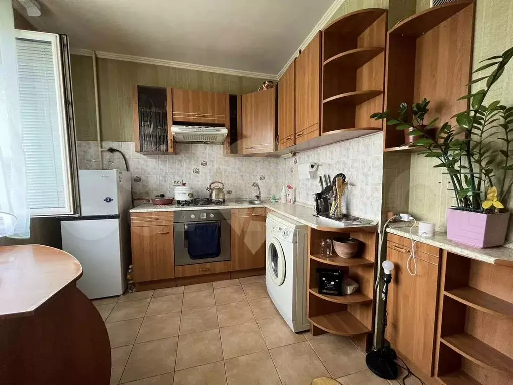1-к. квартира, 42 м, 8/9 эт. - Фото 1