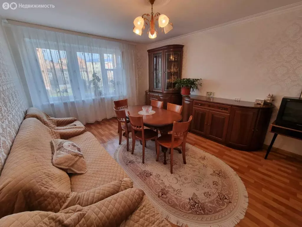 4-комнатная квартира: Владикавказ, улица Калинина, 64к1 (80 м) - Фото 1