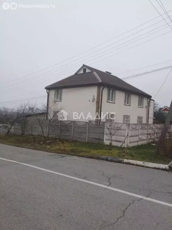 Дом в Белгород, улица Газовиков, 76 (230 м) - Фото 2