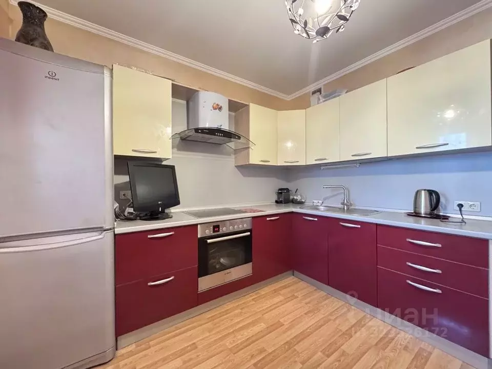 2-к кв. Московская область, Химки ул. Мельникова, 7 (62.6 м) - Фото 1