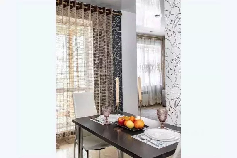 2-к кв. Приморский край, Владивосток ул. Крыгина, 105/1 (55.0 м) - Фото 0