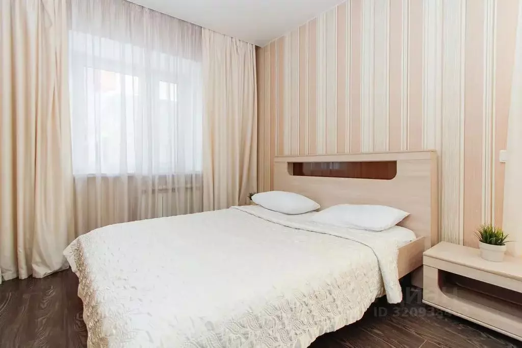 2-к кв. Тюменская область, Тюмень Мельничная ул., 83 (50.0 м) - Фото 1