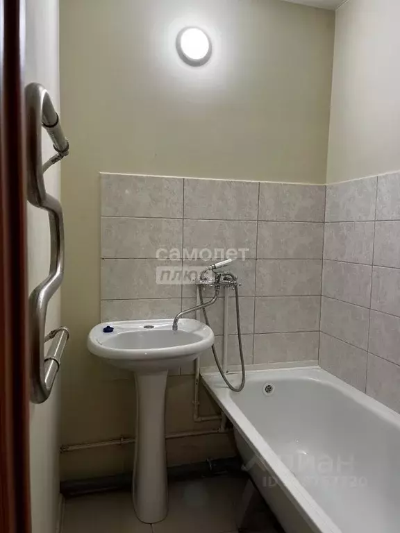 1-к кв. Марий Эл, Оршанка пгт ул. Строителей, 11 (45.3 м) - Фото 1