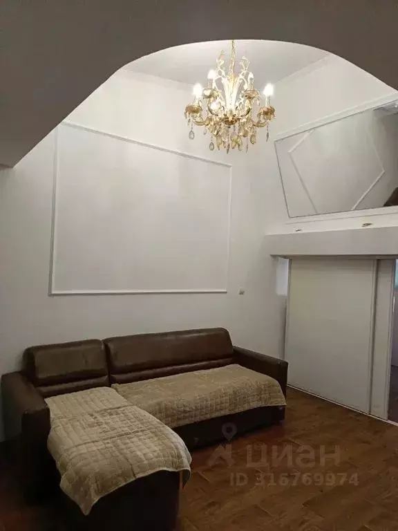 3-к кв. Саха (Якутия), Якутск ул. Пояркова, 19 (82.0 м) - Фото 0