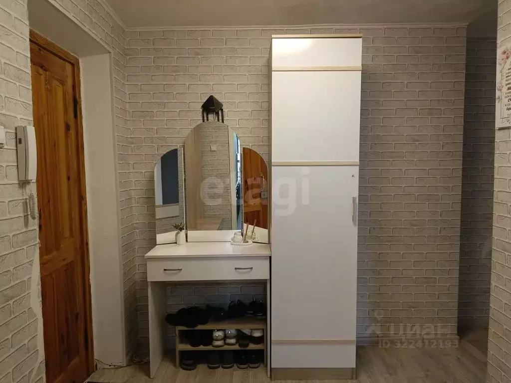 2-к кв. Челябинская область, Пласт Октябрьская ул., 44 (51.7 м) - Фото 0