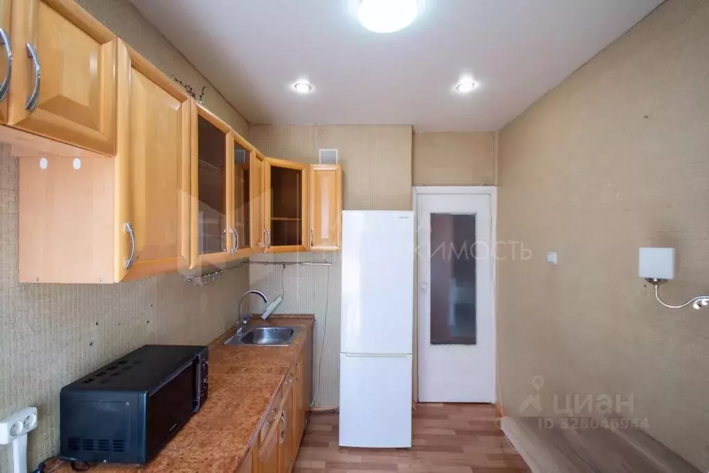 1-к кв. Тюменская область, Тюмень ул. Муравленко, 9 (34.9 м) - Фото 2