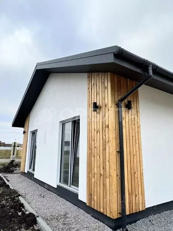 Дом в Тюменская область, Тюменский муниципальный округ, д. Малиновка  ... - Фото 1