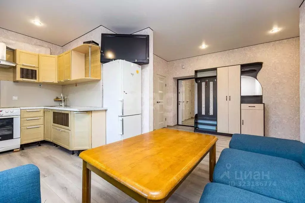 3-к кв. Амурская область, Благовещенск Партизанская ул., 43 (60.2 м) - Фото 1