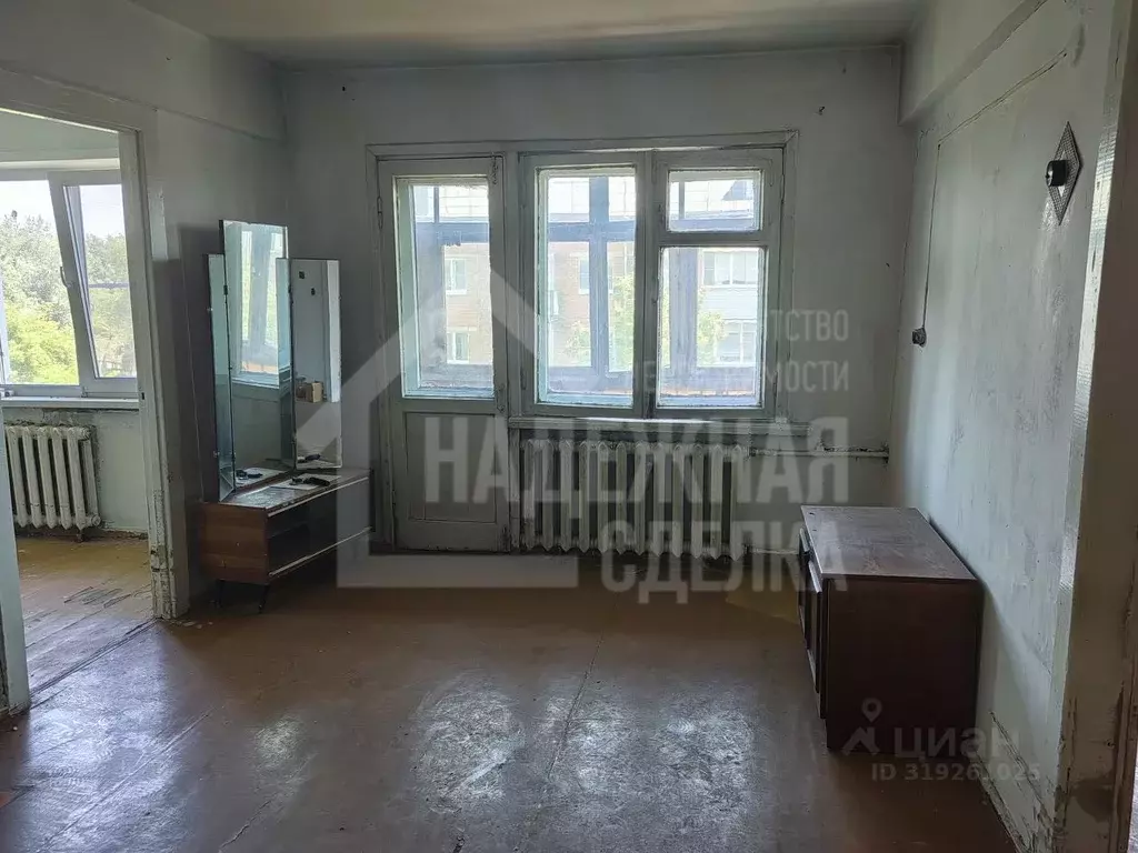 2-к кв. Алтайский край, Рубцовск Киевская ул., 6 (44.8 м) - Фото 0