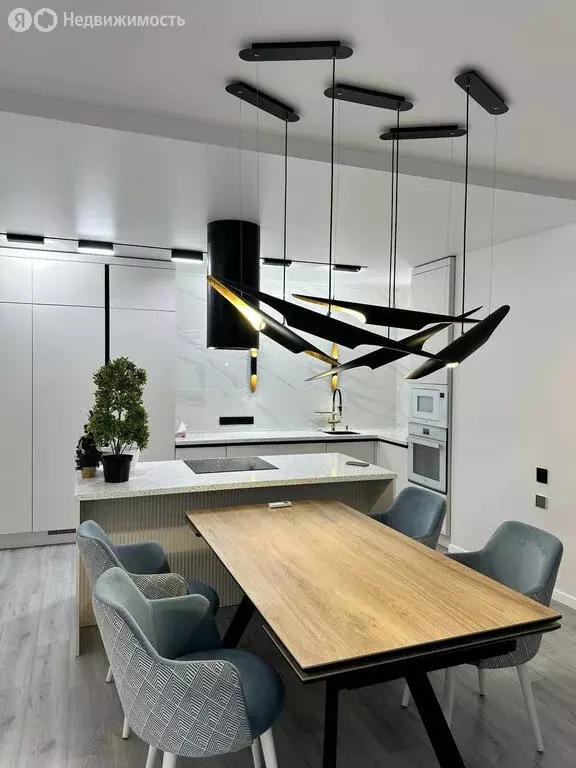 3-комнатная квартира: Казань, улица Оренбургский Тракт, 8Д (118.4 м) - Фото 2