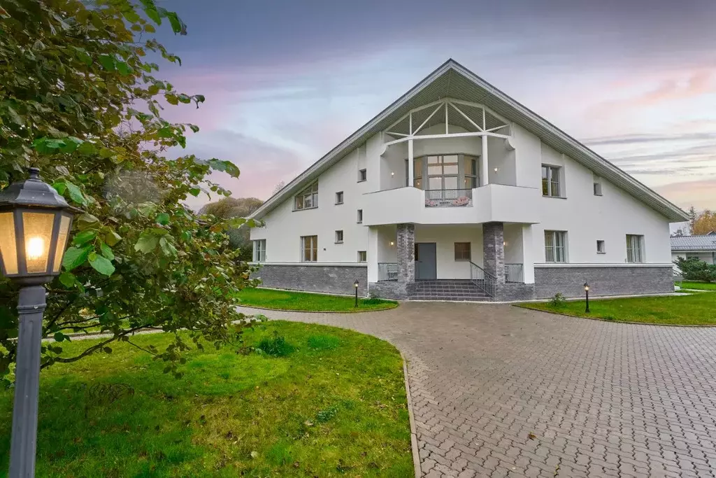 Дом в Московская область, Наро-Фоминский городской округ, д. ... - Фото 1