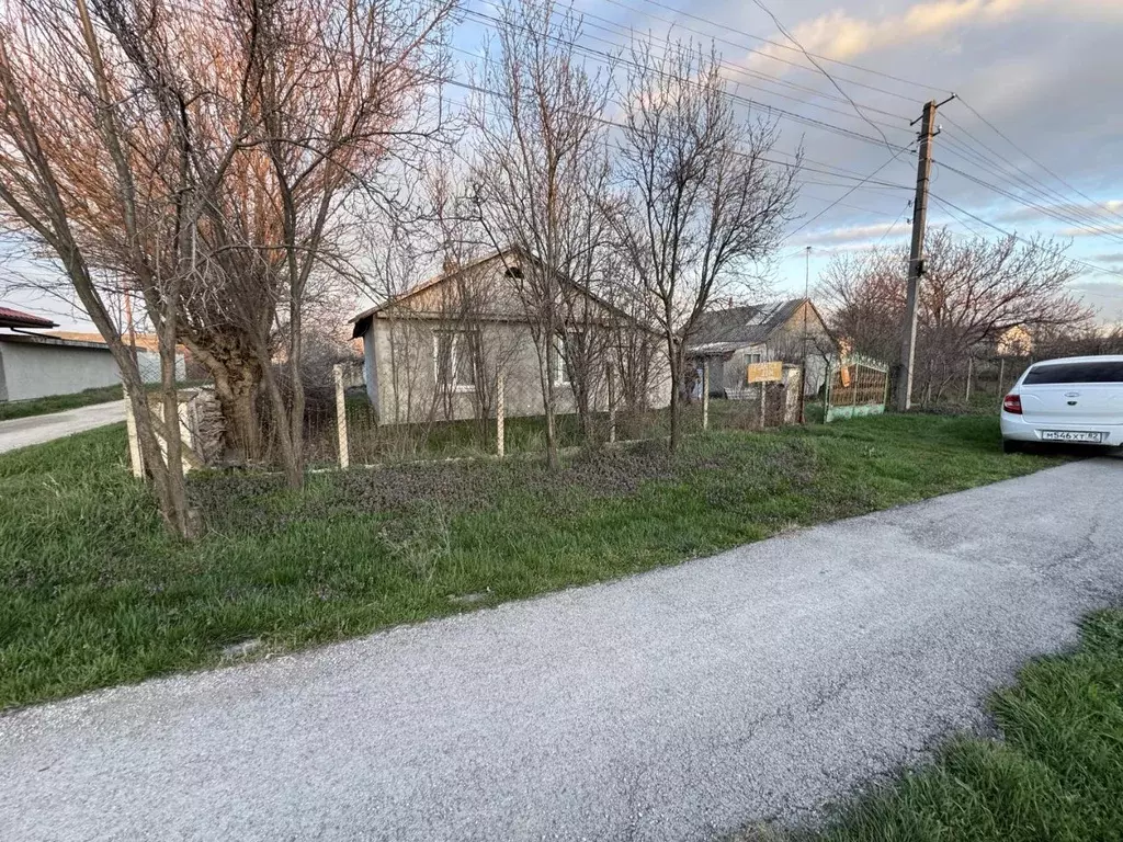 Дом в Крым, Белогорский район, с. Вишенное ул. Валентины Хребтовой, 39 ... - Фото 1