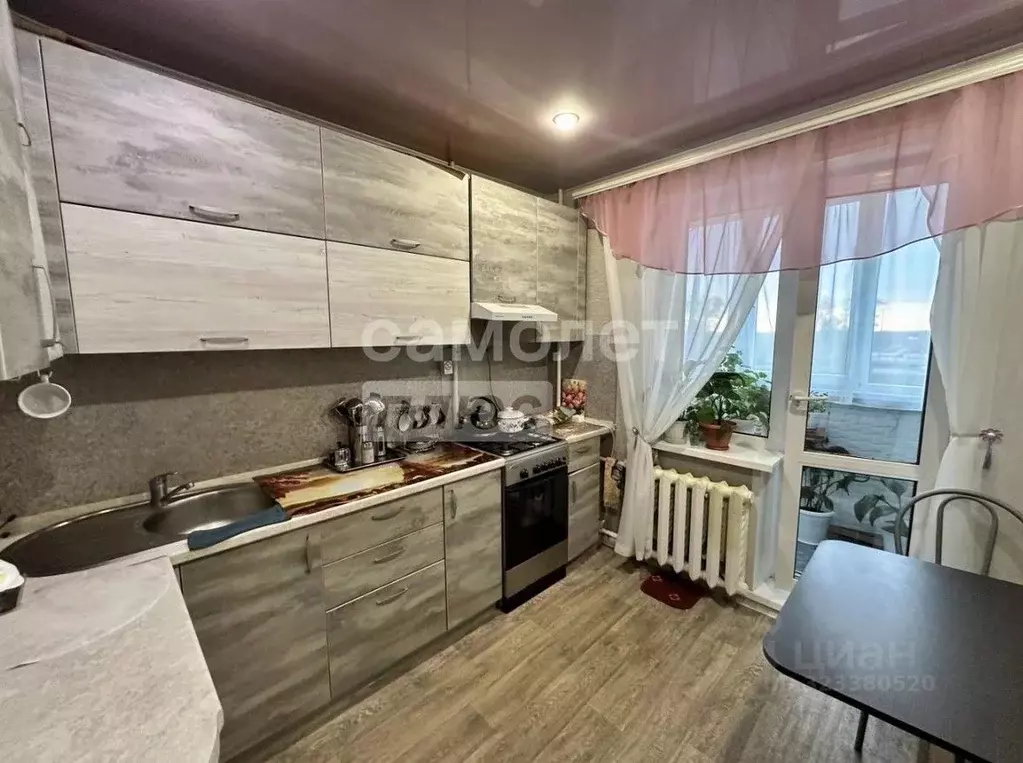 3-к кв. Марий Эл, Медведево городское поселение, Медведево пгт ул. ... - Фото 1