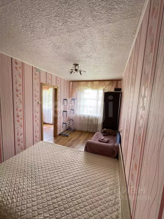 2-к кв. Псковская область, Печоры Заводская ул., 2б (45.7 м) - Фото 0