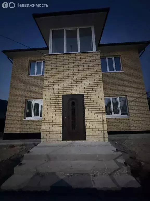Дом в село Горный Щит, улица Шестерикова, 2 (234 м) - Фото 1