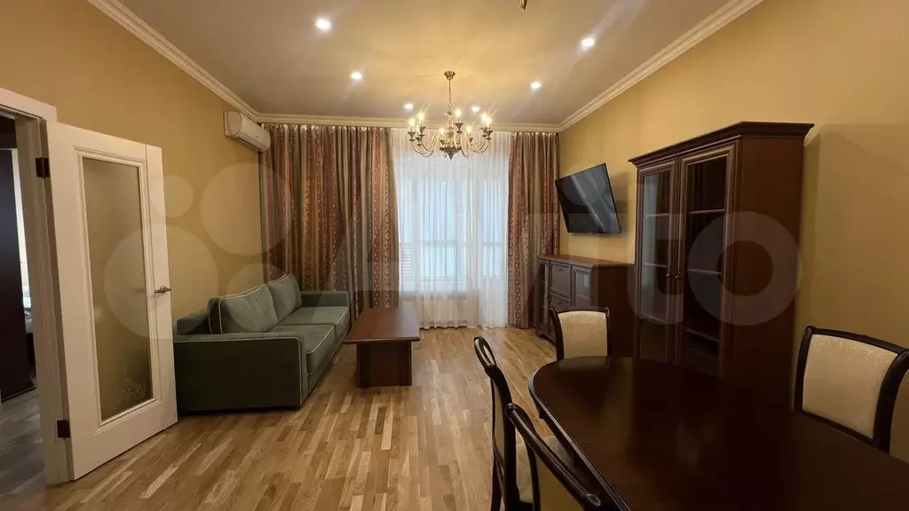 2-к. квартира, 60 м, 4/10 эт. - Фото 0