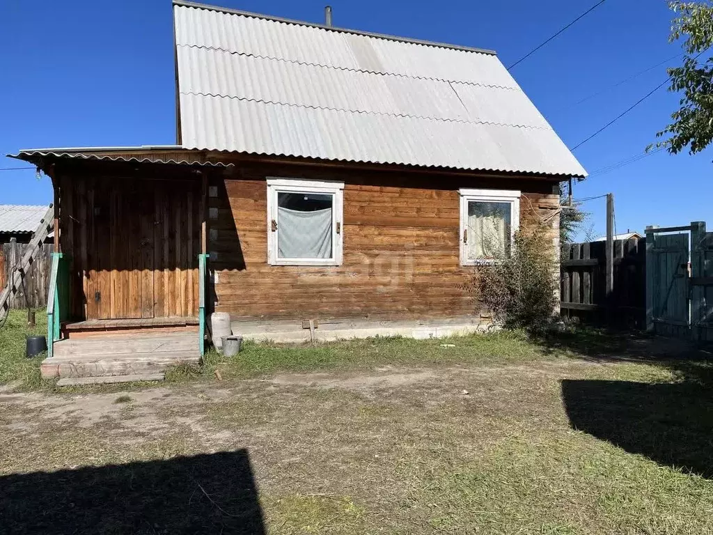 Дом в Бурятия, Иволгинский район, Гурульбинское с/пос, с. Гурульба, ... - Фото 0