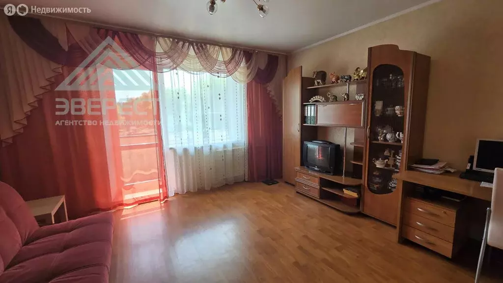 3-комнатная квартира: Абакан, улица Торосова, 18 (65 м) - Фото 1