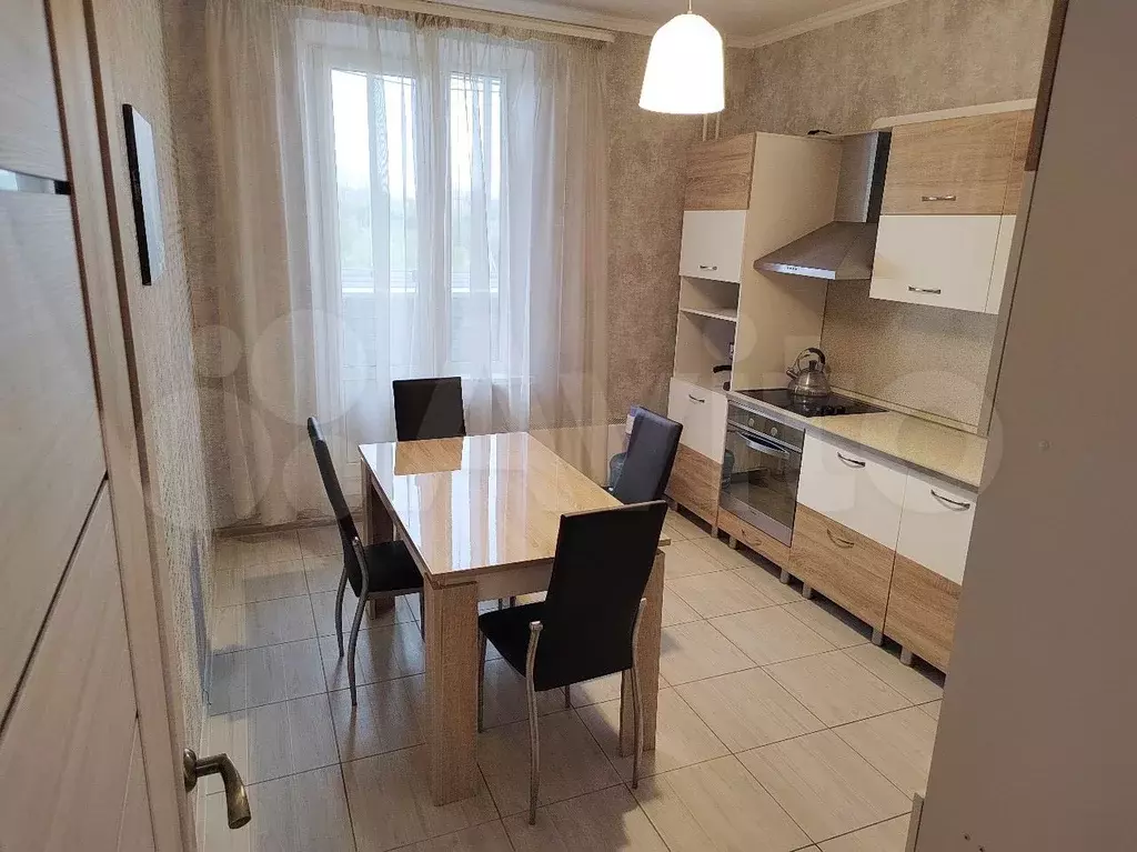 2-к. квартира, 57 м, 6/21 эт. - Фото 0