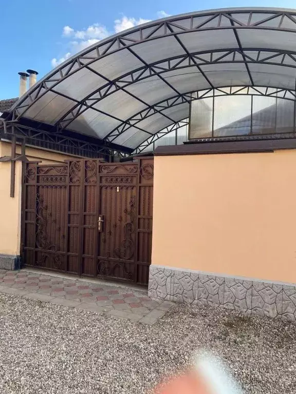 Дом в Кабардино-Балкария, Нальчик ул. Кирова (100 м) - Фото 0